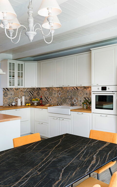 Villa Giutitta: Keuken, Lunchroom