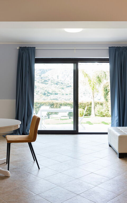 Villa Giutitta: Woonkamer