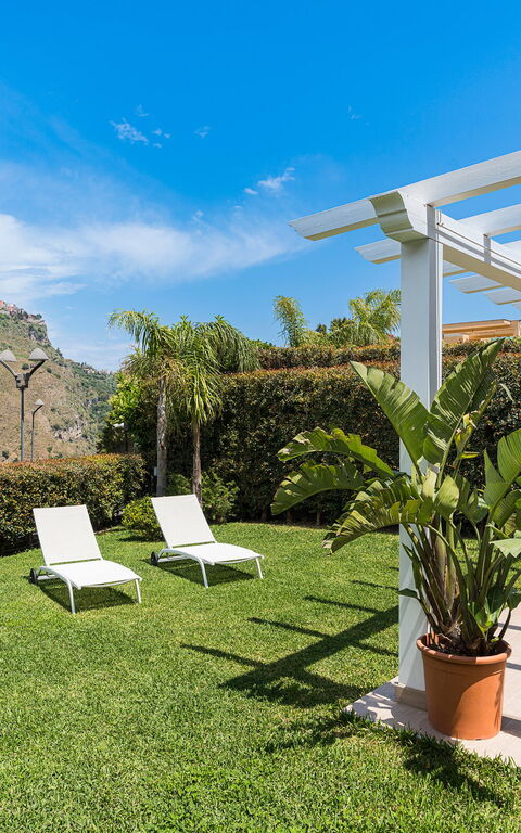 Villa Giutitta: Buitenkanten, Tuin