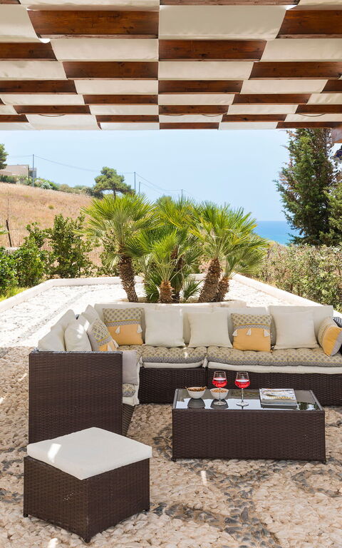 Villa Anthea: Buitenkanten