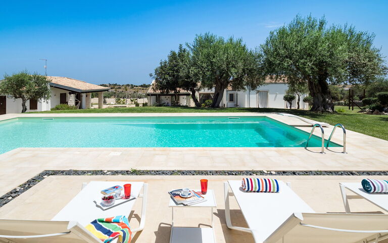 Corte Moscata: Buitenkanten, Tuin, zwembad