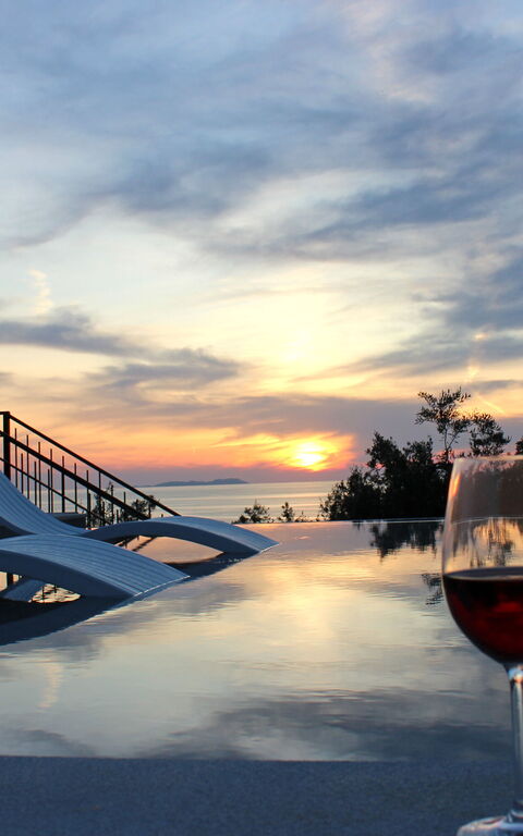 Villa Acropolitana: Buitenshuis, zwembad