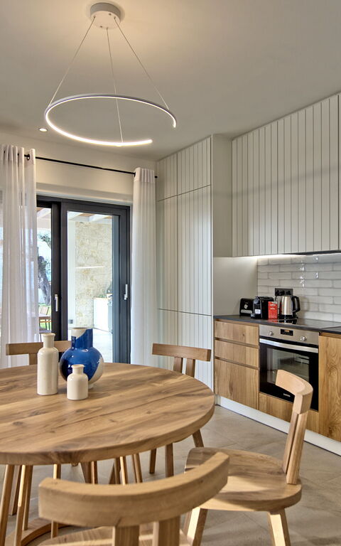 Villa Acropolitana: Keuken, Woonkamer