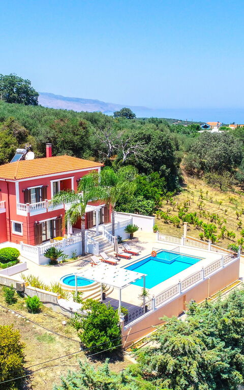 Iro Royal Villa: Buitenkanten, Buitenshuis, zwembad