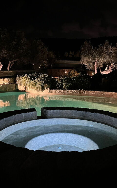 Villa Lucy: Buitenshuis, Tuin, zwembad