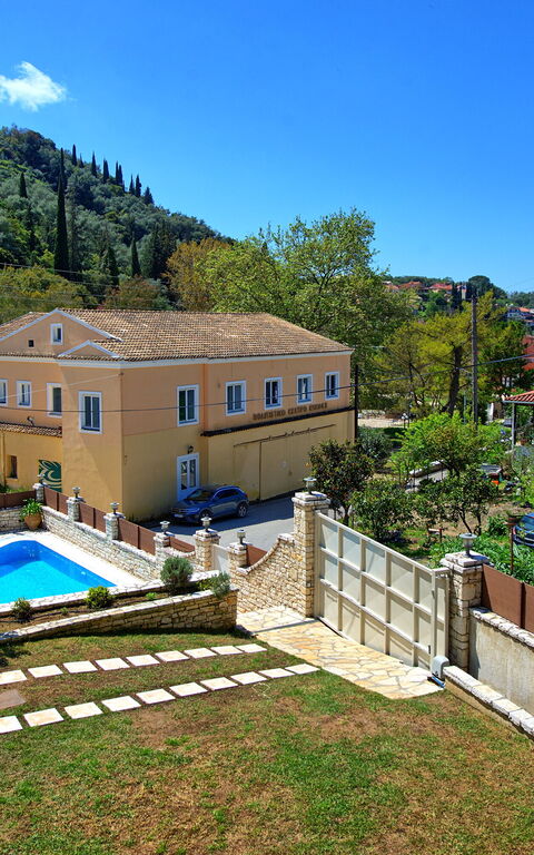 Villa Angie: Buitenshuis