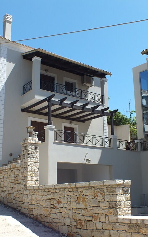 Villa Angie: Buitenkanten, Buitenshuis