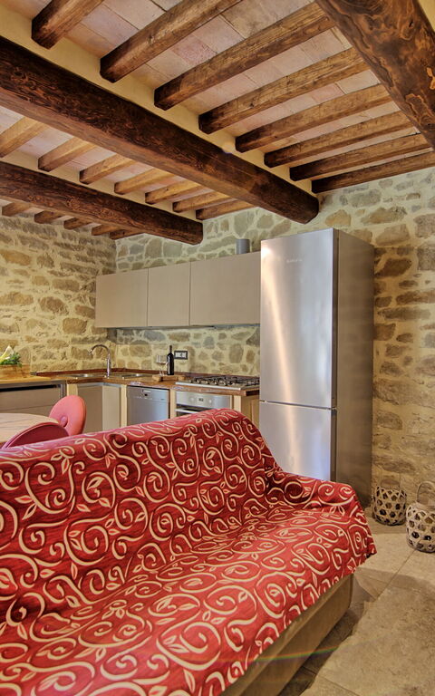 Villa Mulino: Keuken, Lunchroom, Woonkamer