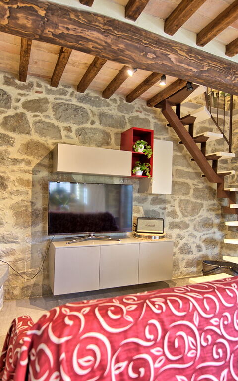 Villa Mulino: Keuken, Lunchroom, Woonkamer