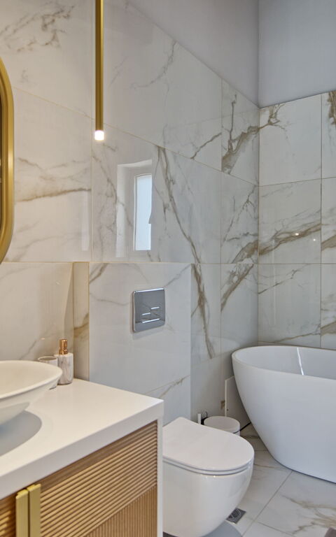 Villa Silentium Ionia: Badkamer