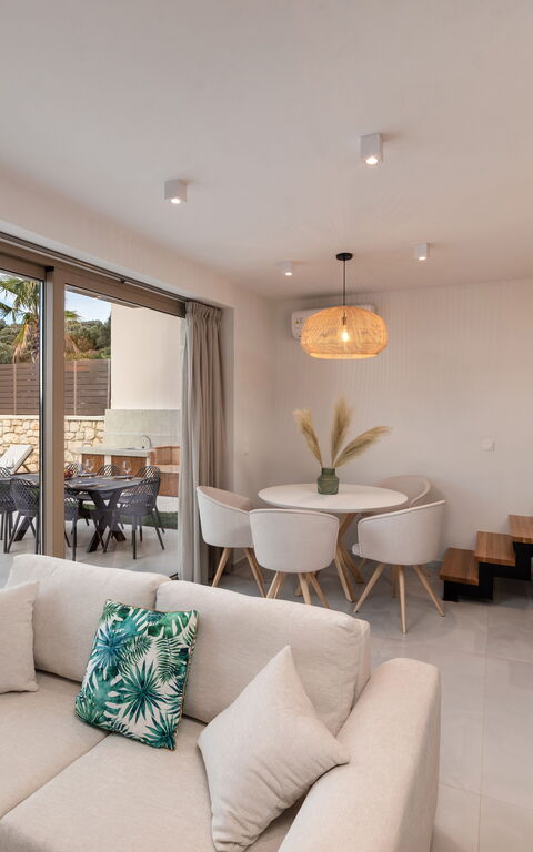 Villa Silentium Olia: Lunchroom, Woonkamer