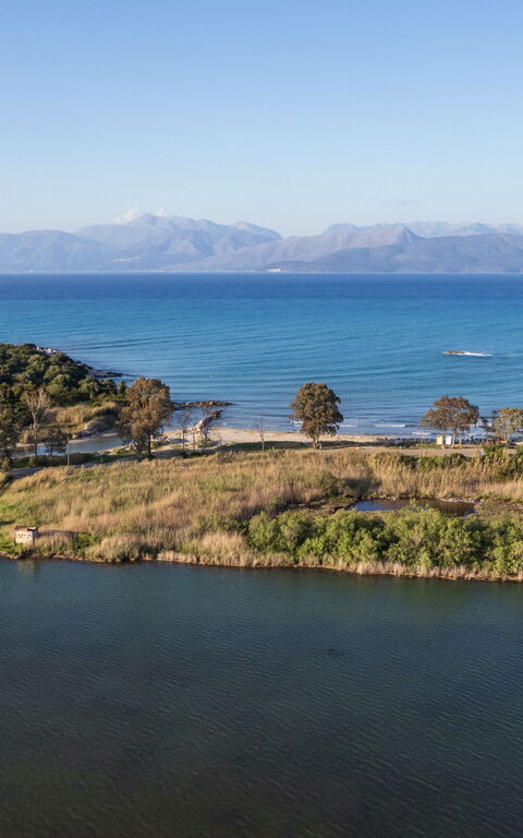 Villa Otter: Buitenshuis, Keer bekeken