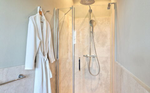 Accommodatie La Loggia: Badkamer