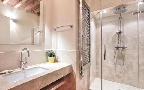 Accommodatie La Terrazza: Badkamer