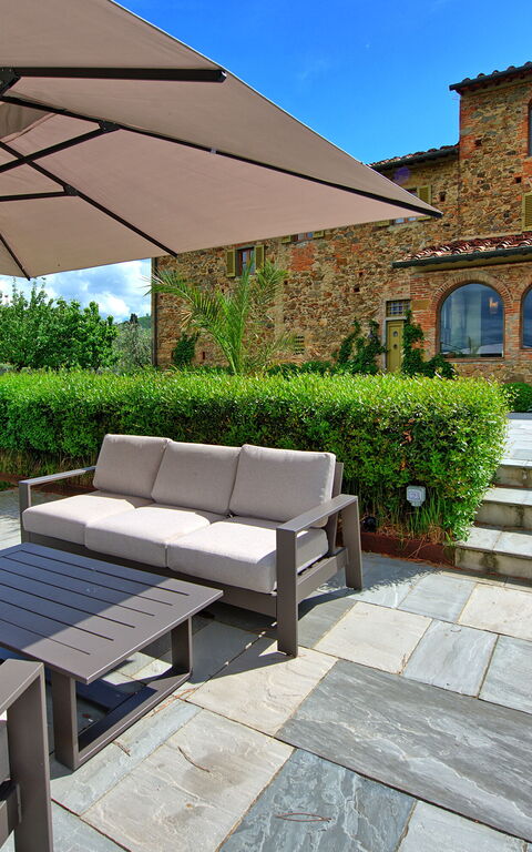 Villa Bellostare: Buitenkanten, Buitenshuis, Tuin