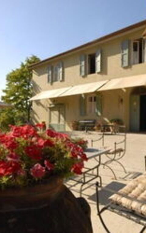 Bello Stare: Buitenkanten, Buitenshuis