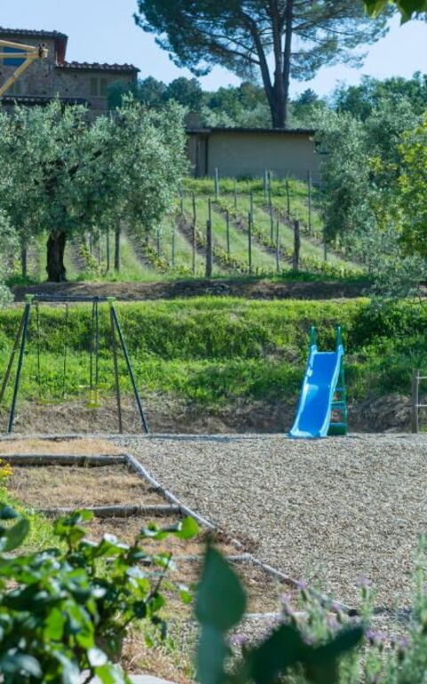 Bello Stare: Buitenkanten, Buitenshuis