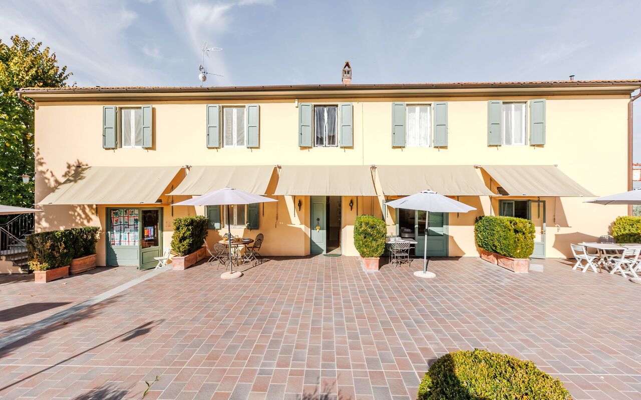 Bello Stare: Buitenshuis