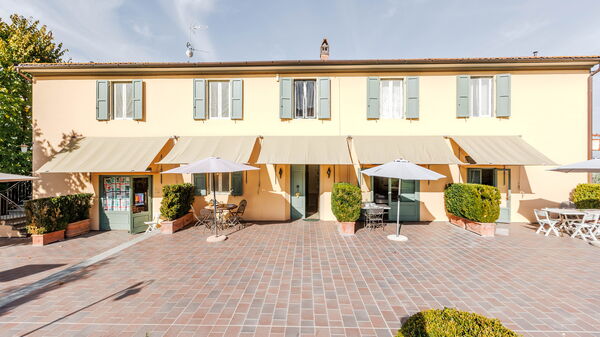 Bello Stare: Buitenshuis