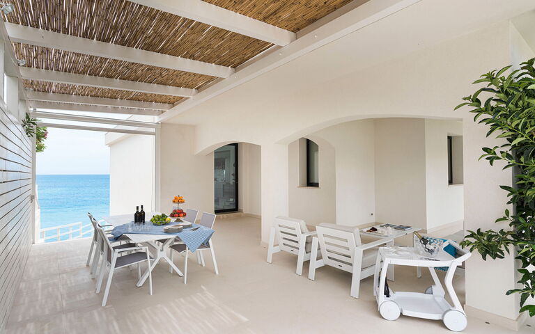 Villa Hermes: Buitenkanten