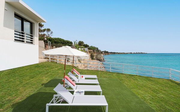 Villa Hermes: Buitenkanten, Buitenshuis, Tuin