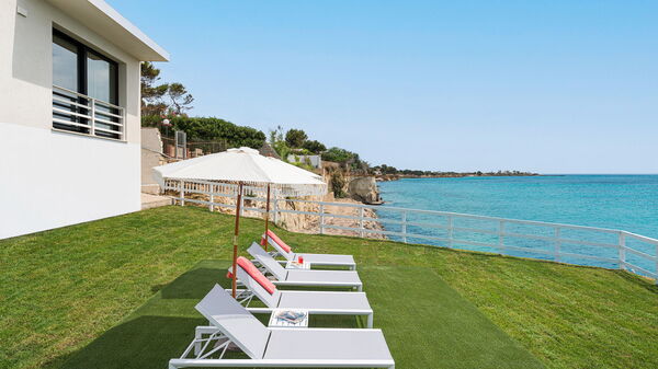 Villa Hermes: Buitenkanten, Buitenshuis, Tuin