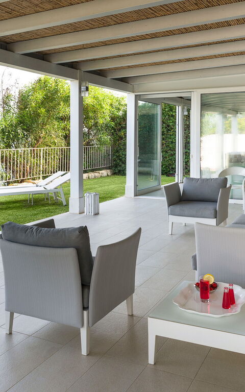 Stella Maris: Buitenkanten, Buitenshuis, Keer bekeken, Tuin