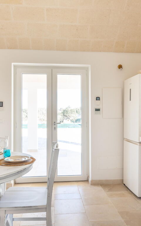 Trullo Adea: Keuken, Lunchroom