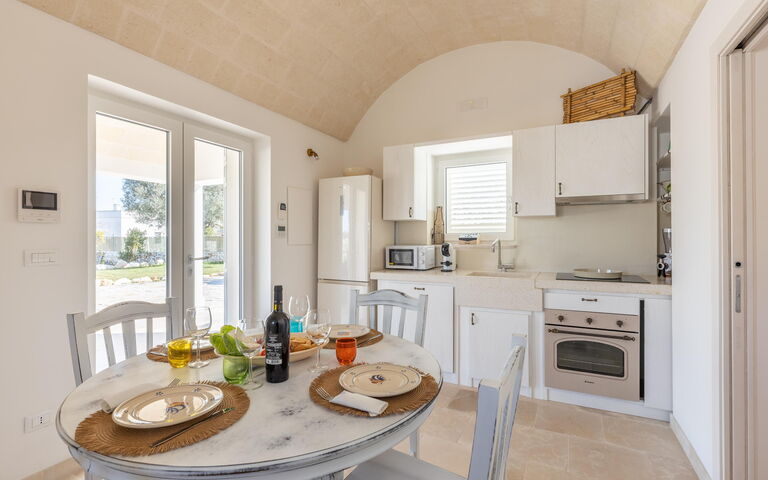 Trullo Adea: Keuken, Lunchroom