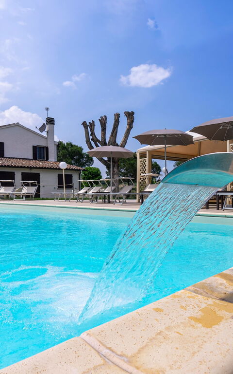 Villa Ca Viola: Buitenkanten, Buitenshuis, zwembad