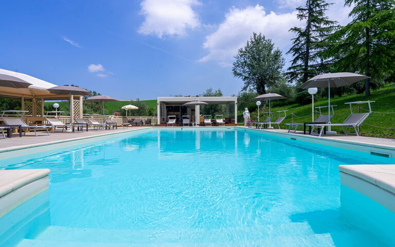 Villa Ca Viola: Buitenkanten, Buitenshuis, zwembad