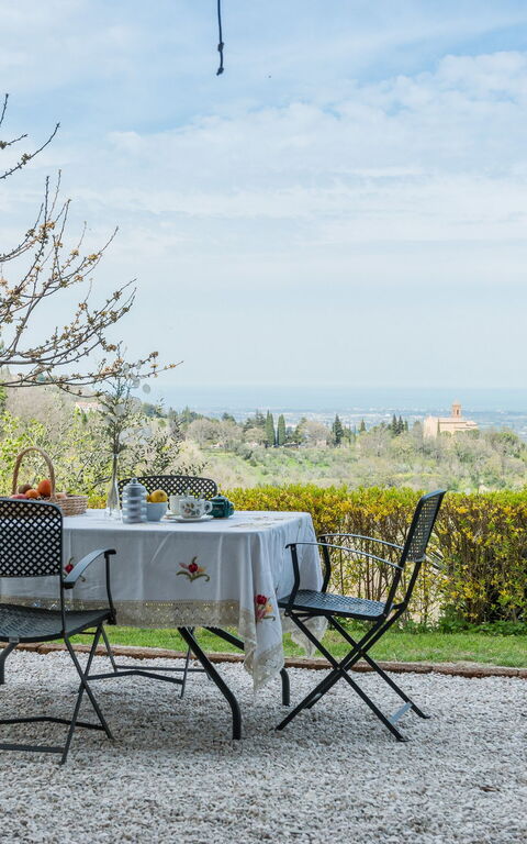 La Nocciola: Buitenkanten, Buitenshuis, Keer bekeken, Tuin