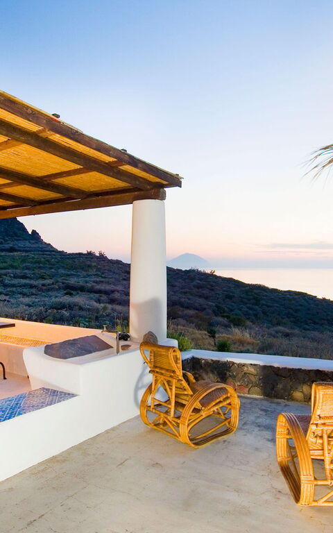 L'ulivo Di Pollara: Balkon / terras / patio, Buitenkanten, Buitenshuis, Keer bekeken