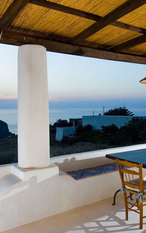 L'ulivo Di Pollara: Balkon / terras / patio, Buitenkanten, Buitenshuis, Keer bekeken