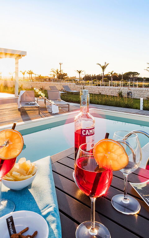 Villa San Lorenzo Ulivo: Buitenkanten, Buitenshuis, zwembad