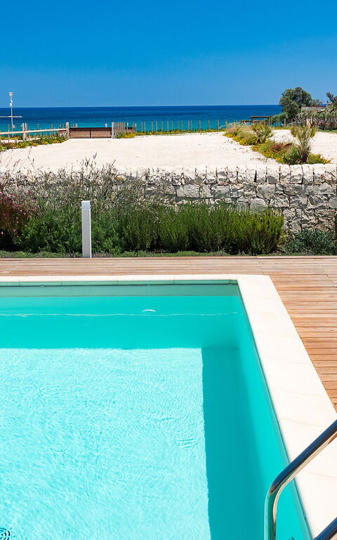 Villa San Lorenzo Fico D'india: Buitenkanten, Buitenshuis, zwembad