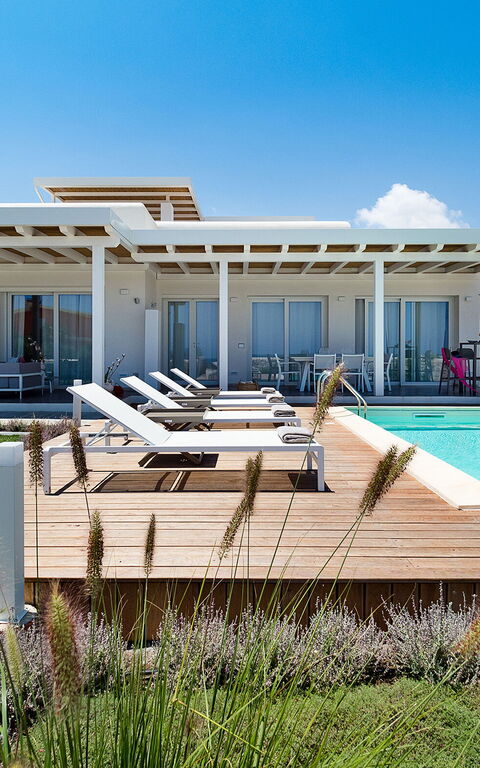 Villa San Lorenzo Fico D'india: Buitenkanten, Buitenshuis, zwembad