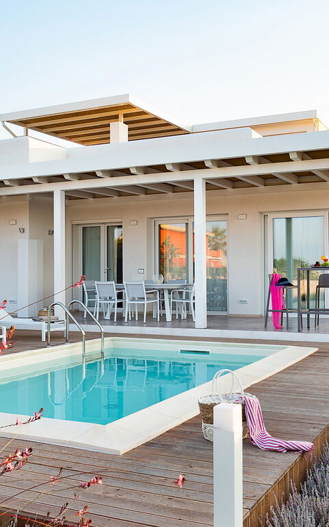 Villa San Lorenzo Fico D'india: Buitenkanten, Buitenshuis, zwembad