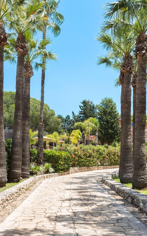 Villa Madda: Buitenshuis, Tuin