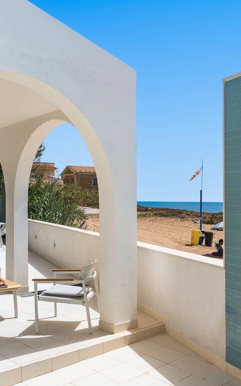 Brezza Marina: Buitenkanten, Buitenshuis, Keer bekeken