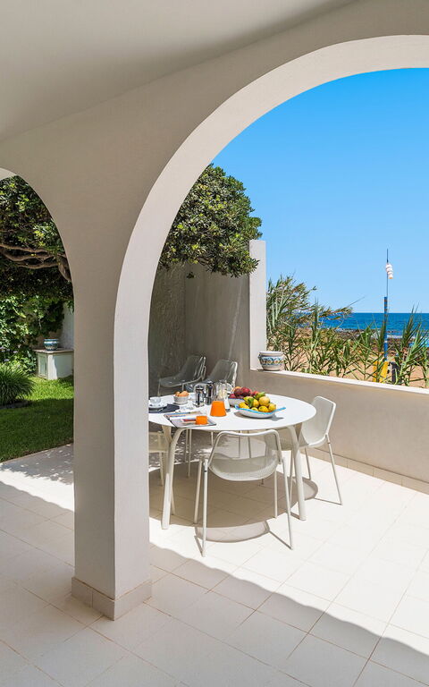 Brezza Marina: Buitenkanten, Buitenshuis, Keer bekeken