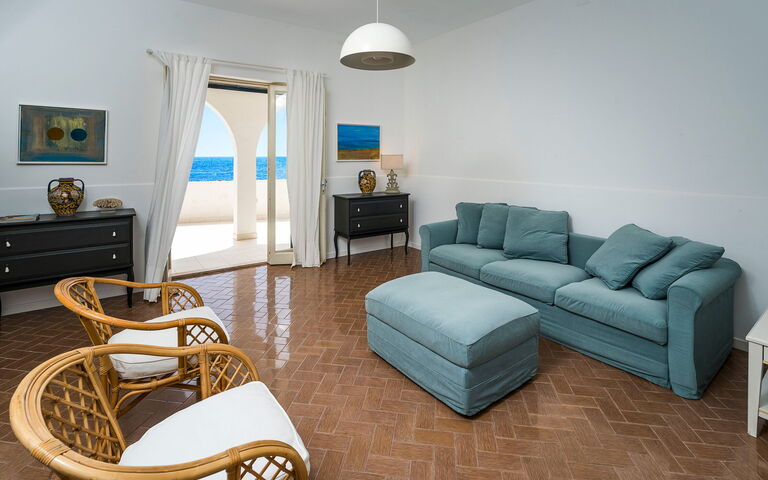 Brezza Marina: Woonkamer