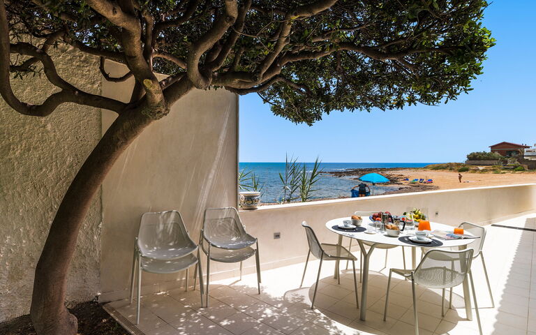 Brezza Marina: Buitenkanten, Buitenshuis, Keer bekeken