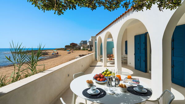 Brezza Marina: Buitenkanten, Buitenshuis, Keer bekeken