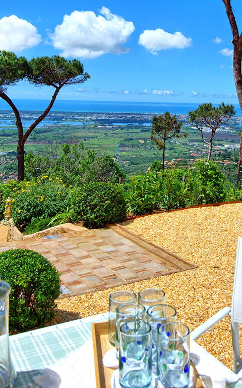 Casarosa Di Mariasole: Buitenkanten, Buitenshuis, Keer bekeken