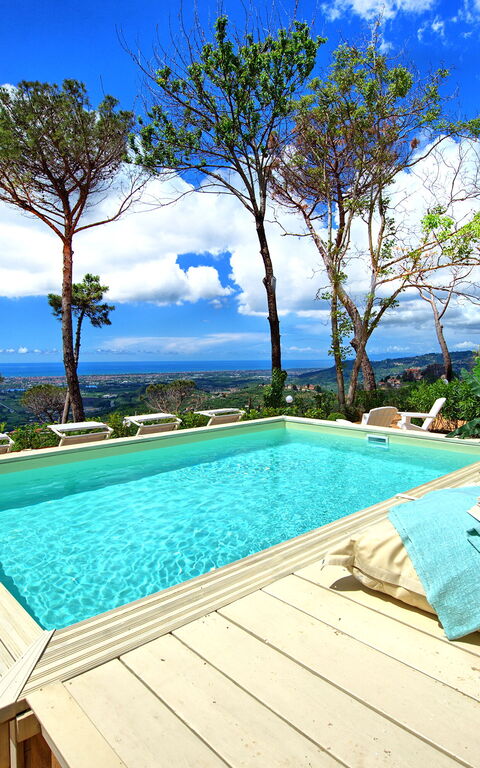 Casarosa Di Mariasole: Buitenkanten, Buitenshuis, Keer bekeken, zwembad