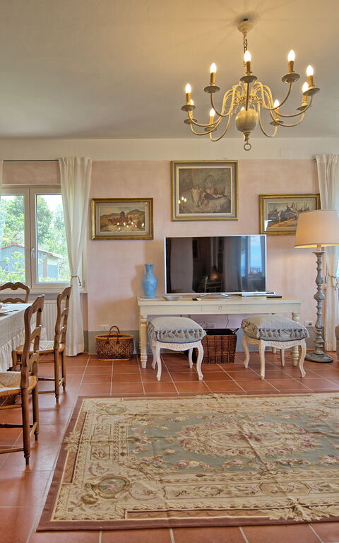 Casarosa Di Mariasole: Lunchroom, Woonkamer