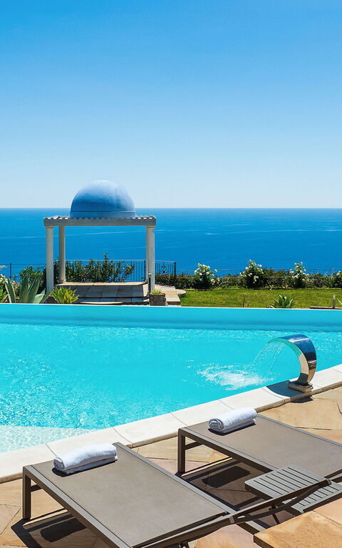 Buena Vista: Buitenkanten, Buitenshuis, Keer bekeken, zwembad