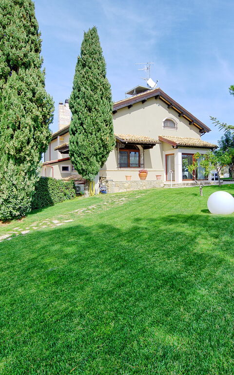 Villa Tagliaferri: Buitenkanten, Tuin