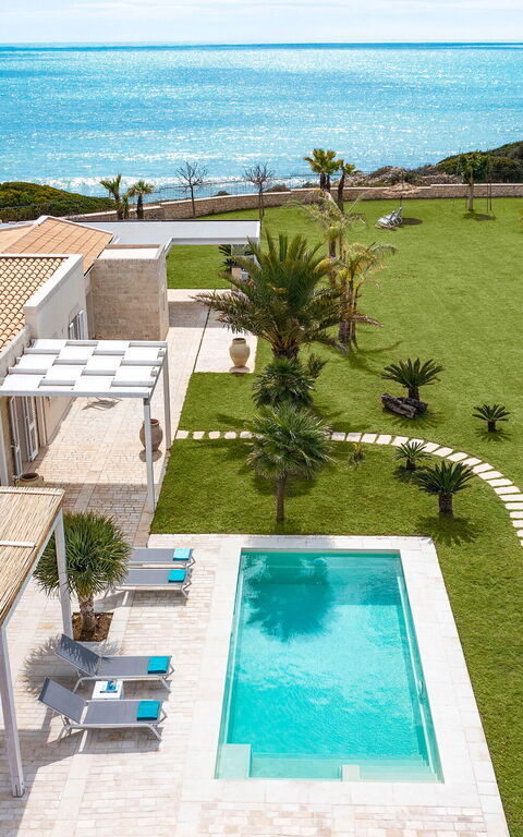 Villa Azulea: Buitenkanten, Buitenshuis, Keer bekeken, Tuin, zwembad